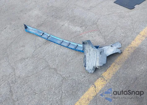 2018 Toyota Rav4 Xle из США, поврежденный, VIN JTMRFREV3JJ252089